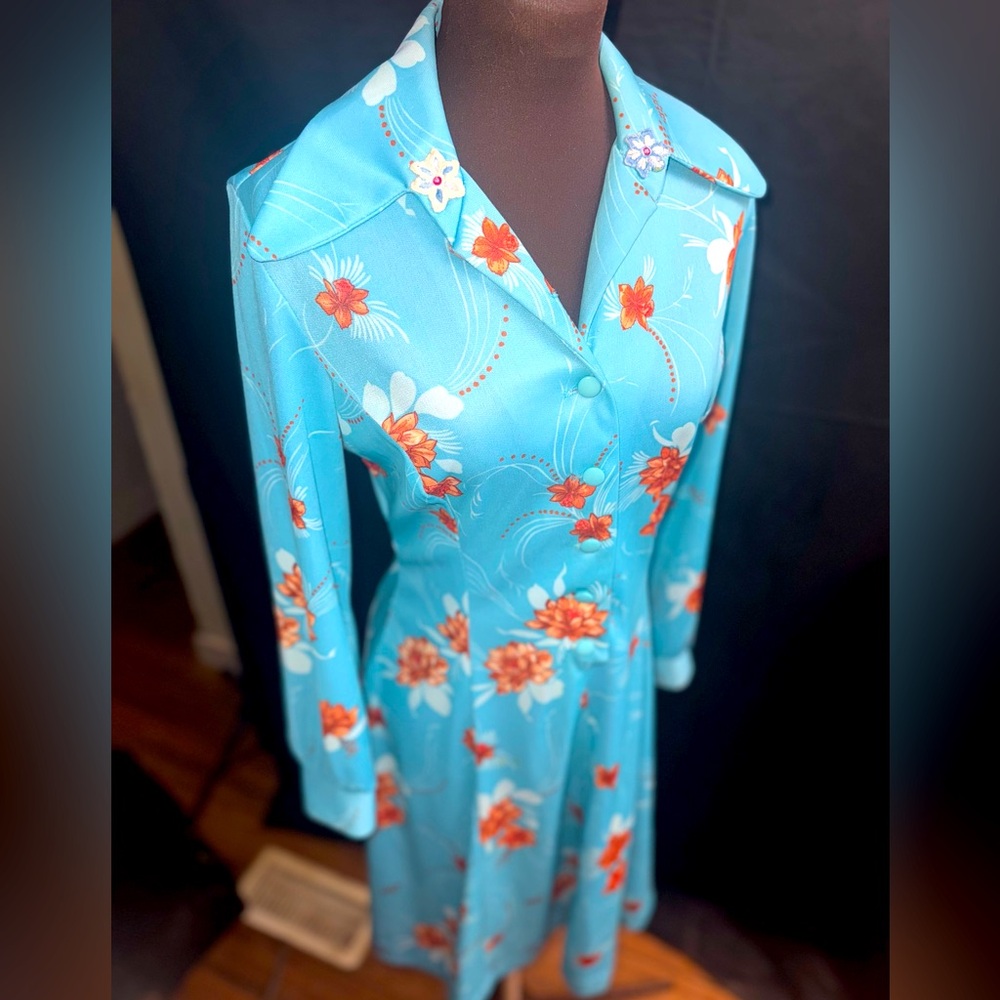 Vintage 60’s Floral Blue Long-Sleeve Dress
